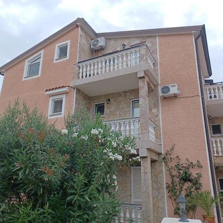 Apartments Vesna Nova Vas  Екстер'єр фото